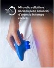 Applicazione coppetta elettrica Cellublue su gambe e glutei