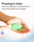 Praskající pěna proti celulitidě Cellublue detail textury