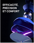 Femme utilisant l'appareil EMS Cellublue sur les bras