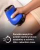 Masážní přístroj Cellublue aplikace na stehnech
