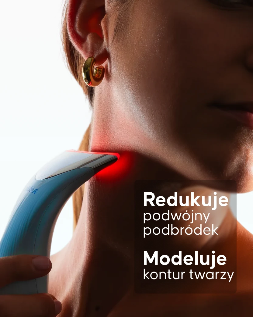 Urządzenie EMS Cellublue stosowane na policzki i owal twarzy